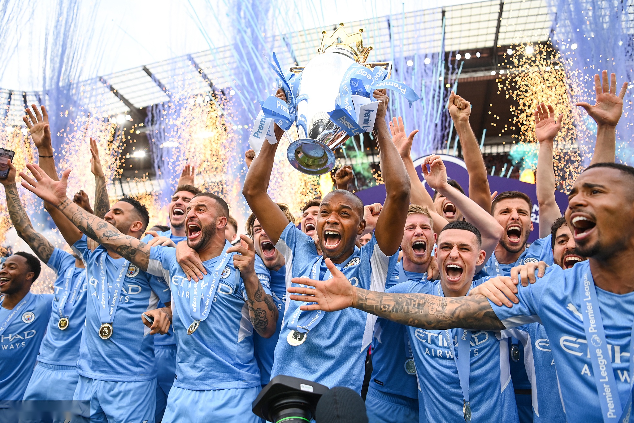 这一动向引 这一动向引